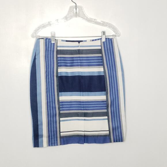 J. McLaughlin Martinique Skirt Pencil Blue Striped Rayon White 6 - Picture 3 of 10